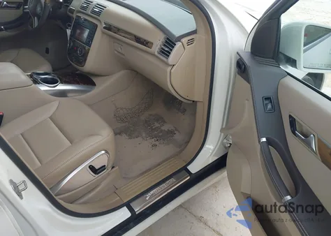 2011 Mercedes-Benz R 350 4Matic из США, поврежденный, VIN 4JGCB6FEXBA113685